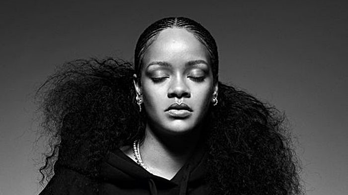Rihanna lança 