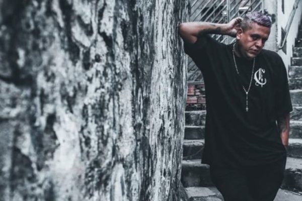 Mano Fler -
