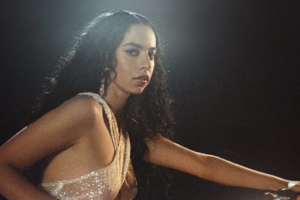 Selo do rapper Djonga lança clipe de Marina Sena