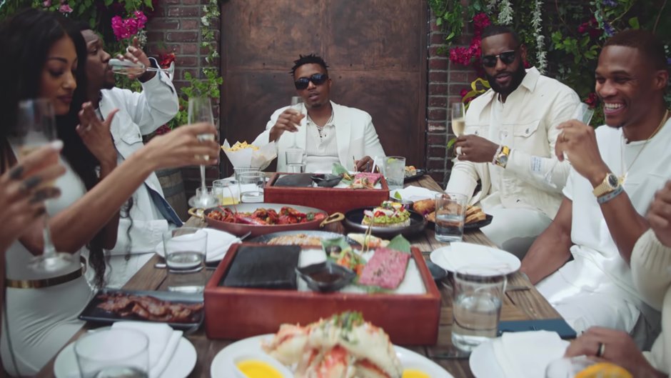 Nas celebra a vida em clipe com LeBron James e Russell Westbrook