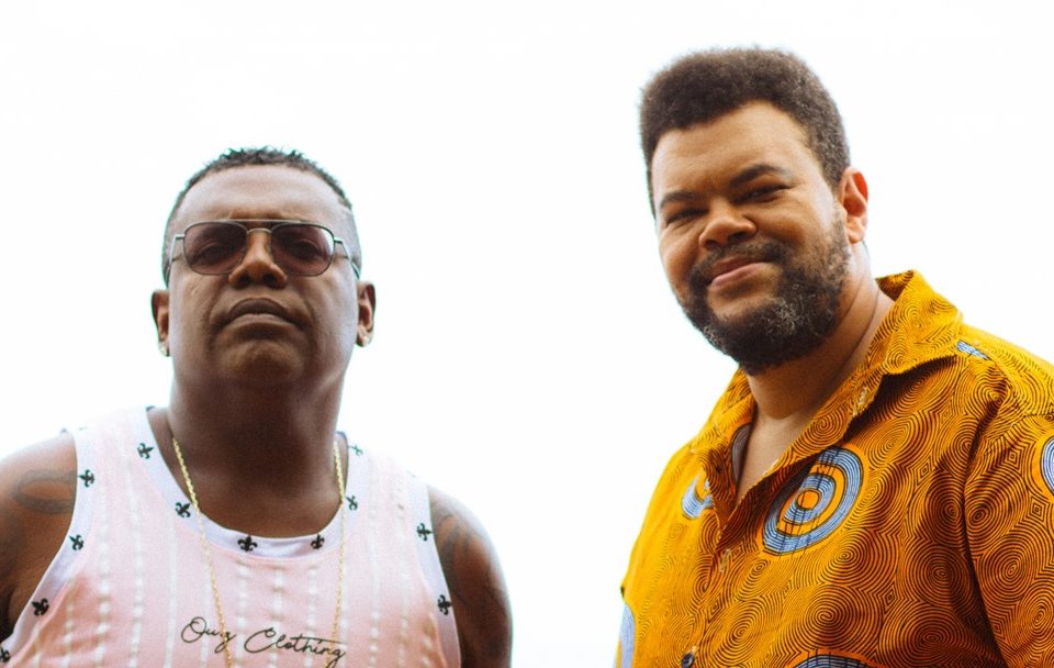 Babu Santana canta com MC Marcinho, no lançamento do single 'Salve Favela'