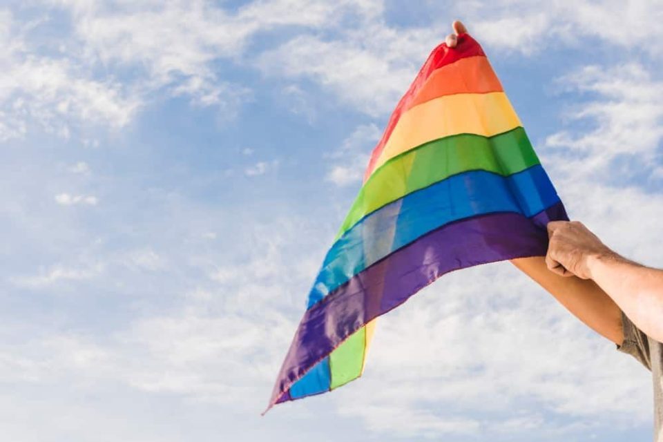 6 multiartistas para acompanhar no Mês do Orgulho LGBTQIA+