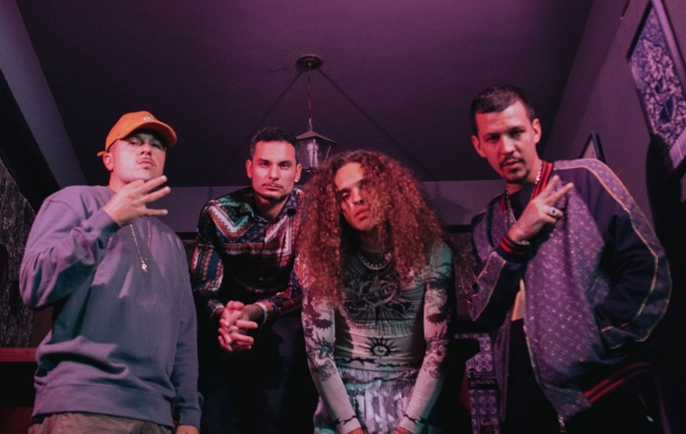 Trio de rap 3030 se junta com Vitão em novo single "Te Decifrar"