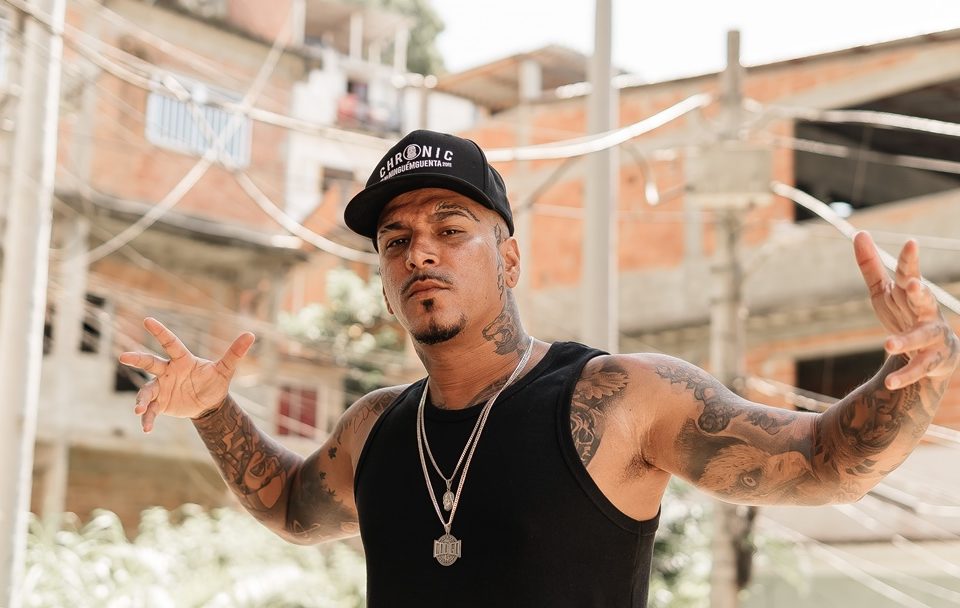 Pateta código 43 é o primeiro rapper paranaense a gravar clipe na favela da rocinha no Rio de Janeiro - Foto Divulgação