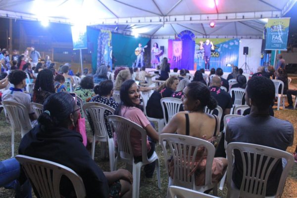 Sarau ocupa Complexo Cultural Samambaia com tarde de espetáculos gratuitos na sexta (31)