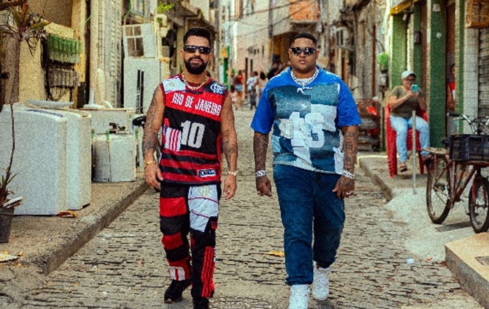 “Tá Ok”, nova música de trabalho de Dennis em feat. com Kevin O Chris, resgata a sonoridade nostálgica do funk nos anos 2000