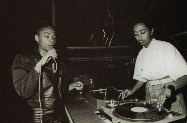 Sharylaine e DJ Quetry (1989) Foto: acervo pessoal Sharylaine