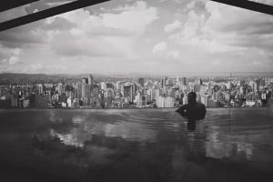 Memphis Depay em São Paulo — Foto: Reprodução / Instagram