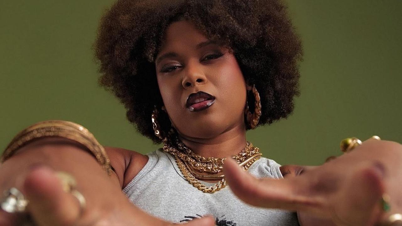 MC Luanna lança IRREFREÁVEL e apresenta nova fase criativa da rapper MC Luanna lança IRREFREÁVEL e apresenta nova fase criativa da rapper